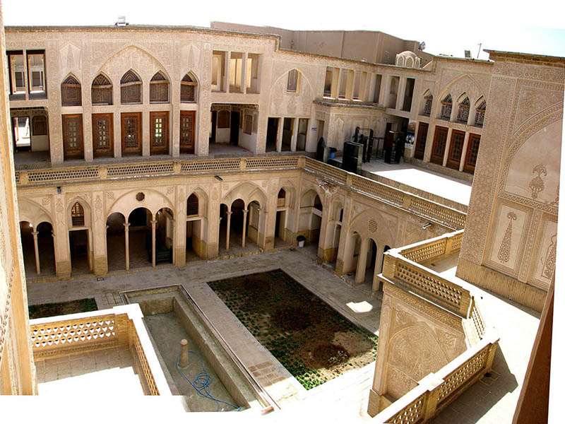 معماری لرستان